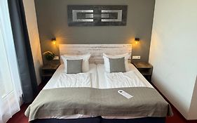 Hotel Aviva